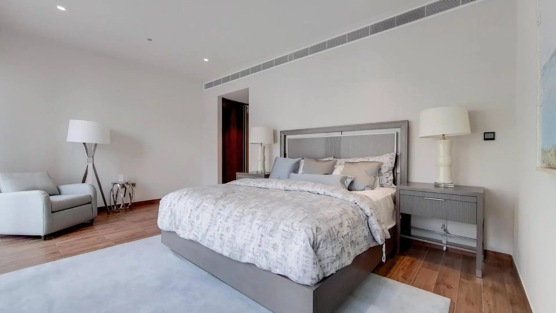4 Bed Villa With Marina Views In Jumeirah Hotel ドバイ
