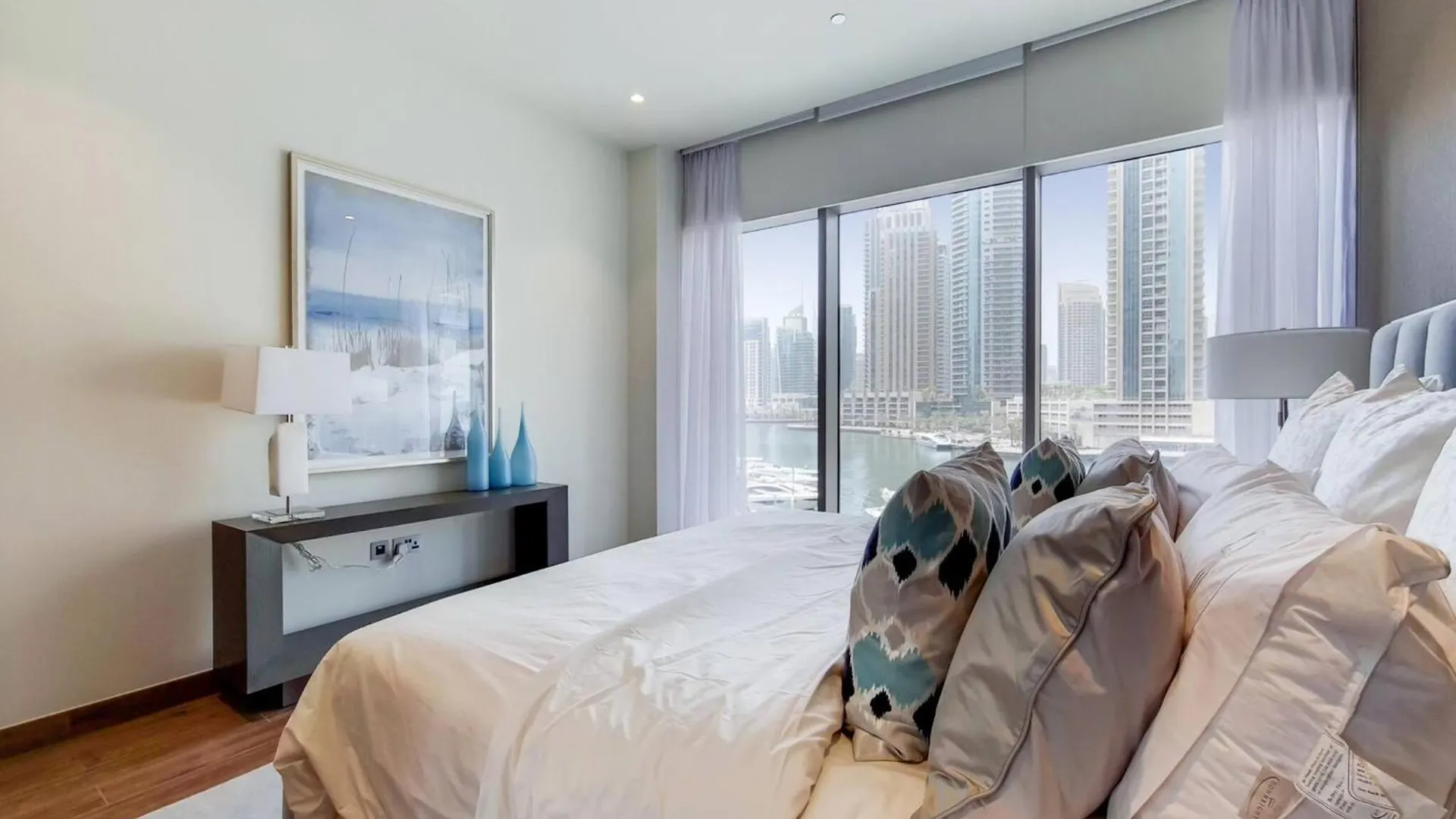 4 Bed Villa With Marina Views In Jumeirah Hotel ドバイ アラブ首長国連邦